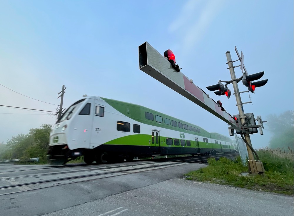 toronto to niagara go train