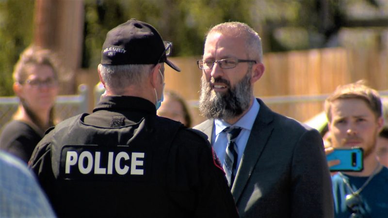 Alberta prosecutors dropping public health violation charges ‘bittersweet’, pastor says  | 24CA News