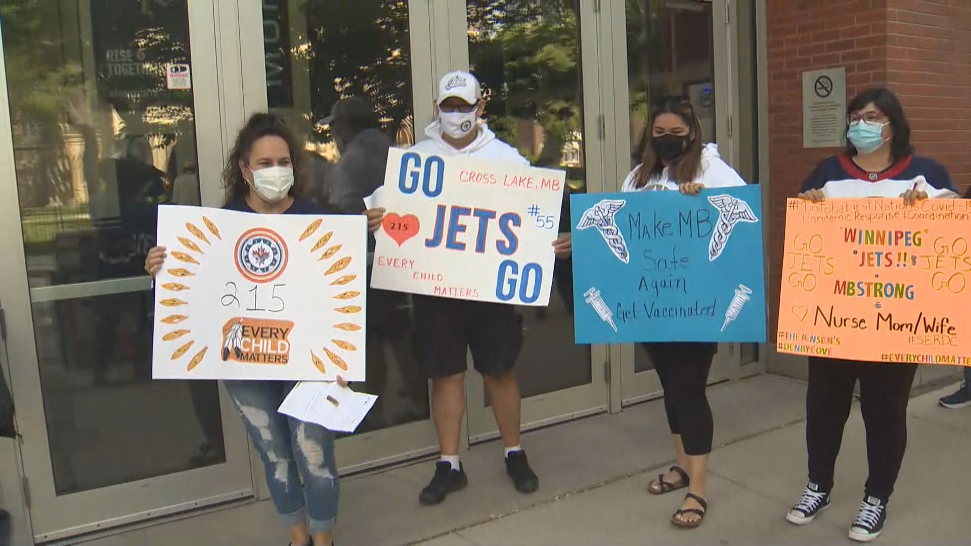500 fully vaccinated health-care workers can attend Wednesday's Winnipeg  Jets playoff game