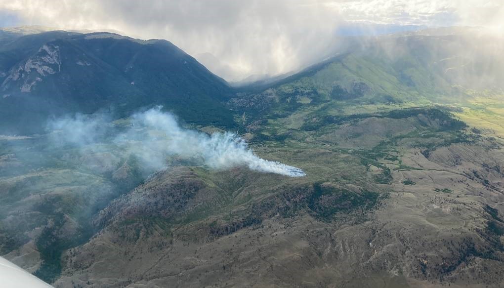 A new wildfire burning near Aschroft, B.C., seen on Sunday, June 6, 2021.
