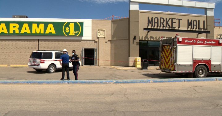 Police deem fire in Saskatoon mall as arson, looking for help to identify individual