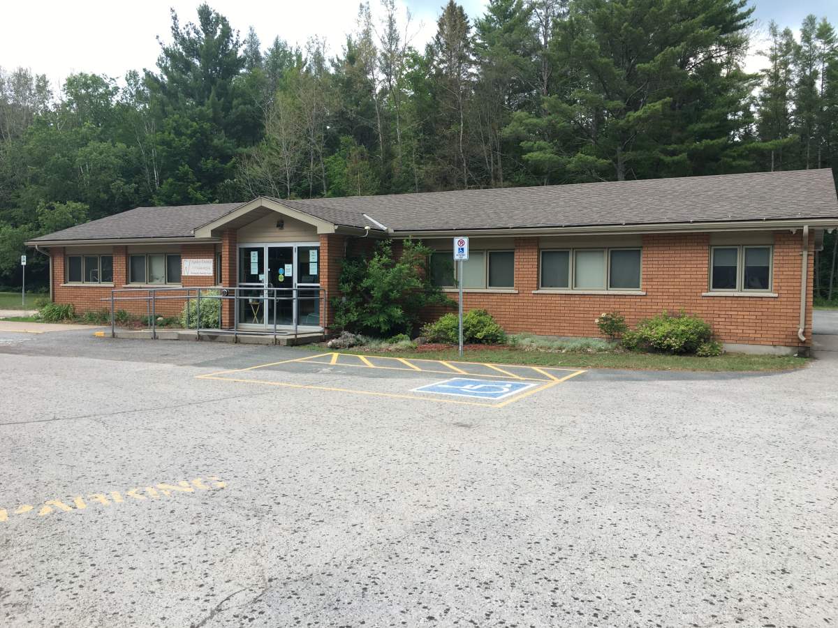 The North Kawartha Health Centre in Apsley was closed after receiving threats of a shooting.