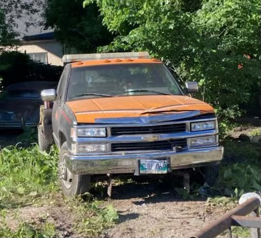 Winnipeg police released a photo of the tow truck Tuesday.