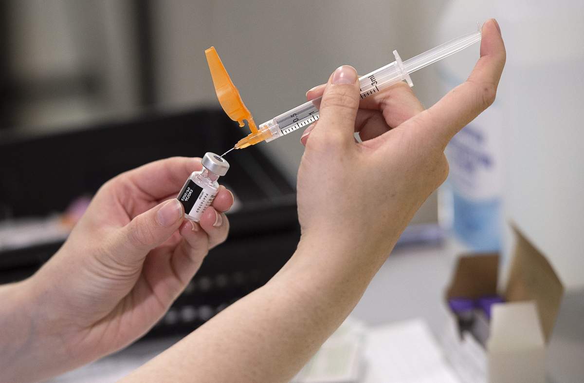 The Manitoba government has temporarily stopped printing immunization cards that prove people have been fully vaccinated against COVID-19.