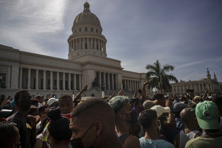 Thousands Of Cubans Take To Streets In Largest Anti-government Protest ...