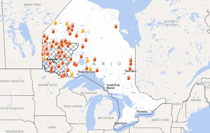 A map shows active forest fires in northern Ontario.