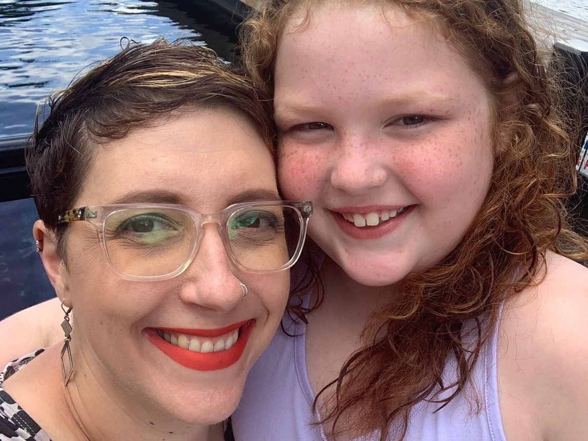 Ariel Troster, pictured with her daughter, has made it her mission to help get people in Ottawa vaccinated.