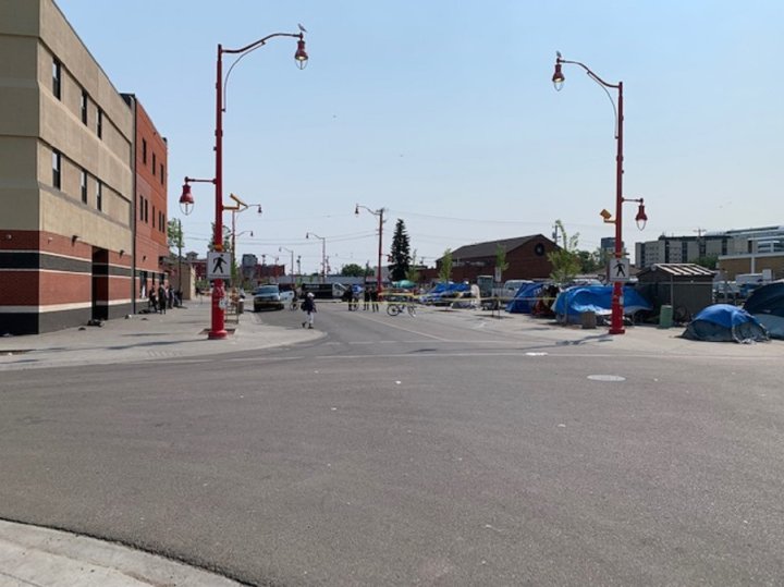 Police seek 4 suspects in targeted central Edmonton shooting Edmonton