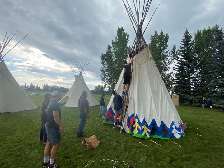 The Calgary community of Lake Bonavista is hoping its residents will come together to learn more about Indigenous relations and their part in reconciliation this weekend.