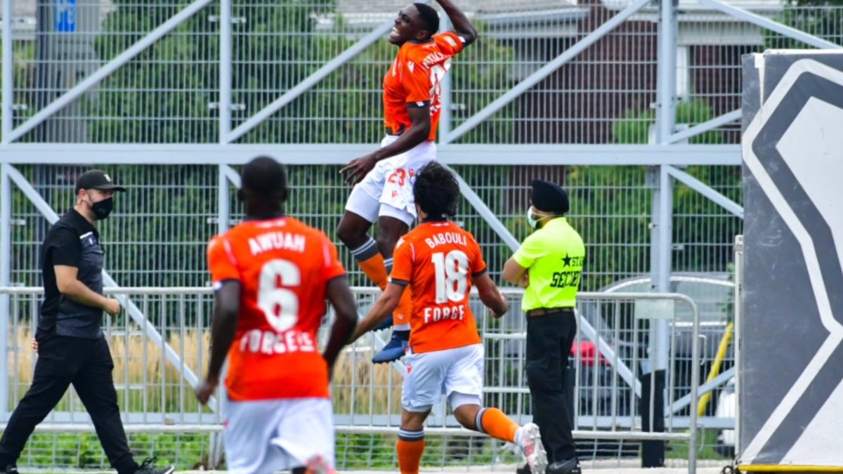 Garven-Michee Metusala celebrates a goal during Forge FC's 2-0 win over Atlético Ottawa on Aug. 8, 2021.