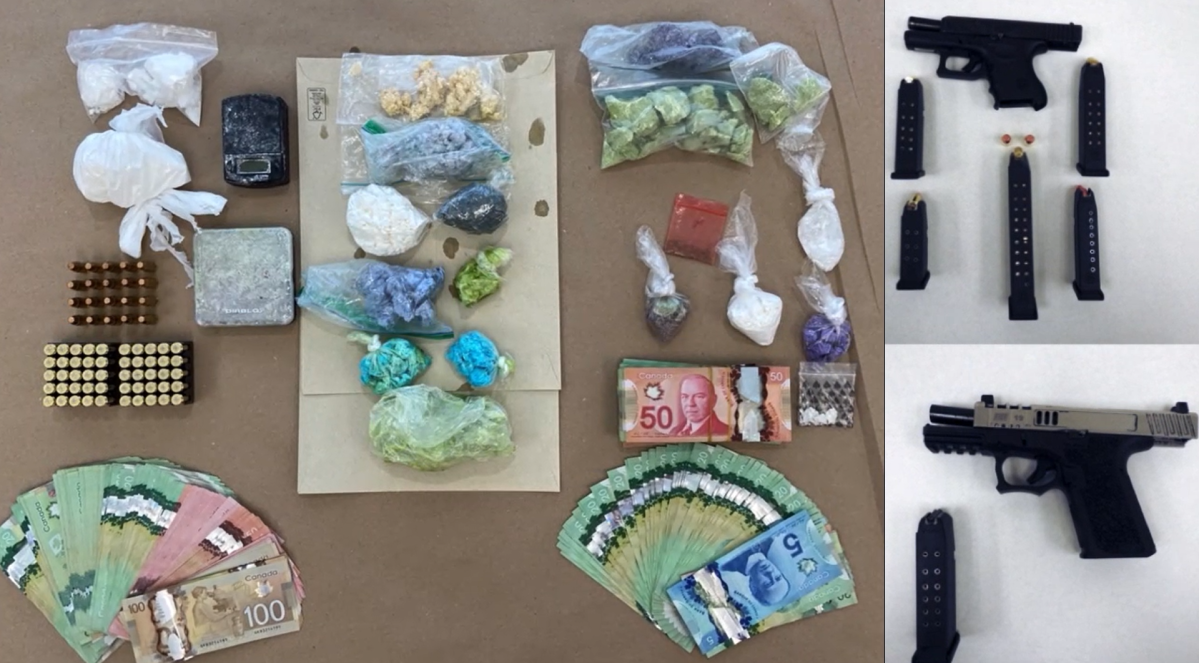Police say over $250,000 in illicit drugs, $20,000 cash and a number of gun were seized during the recent execution of search warrants at multiple location in Hamilton. 