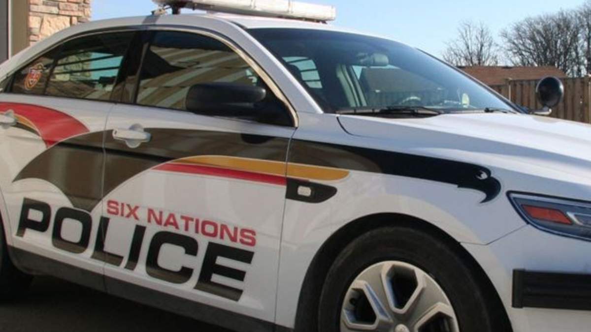 2 dead following Six Nations single-vehicle crash - image
