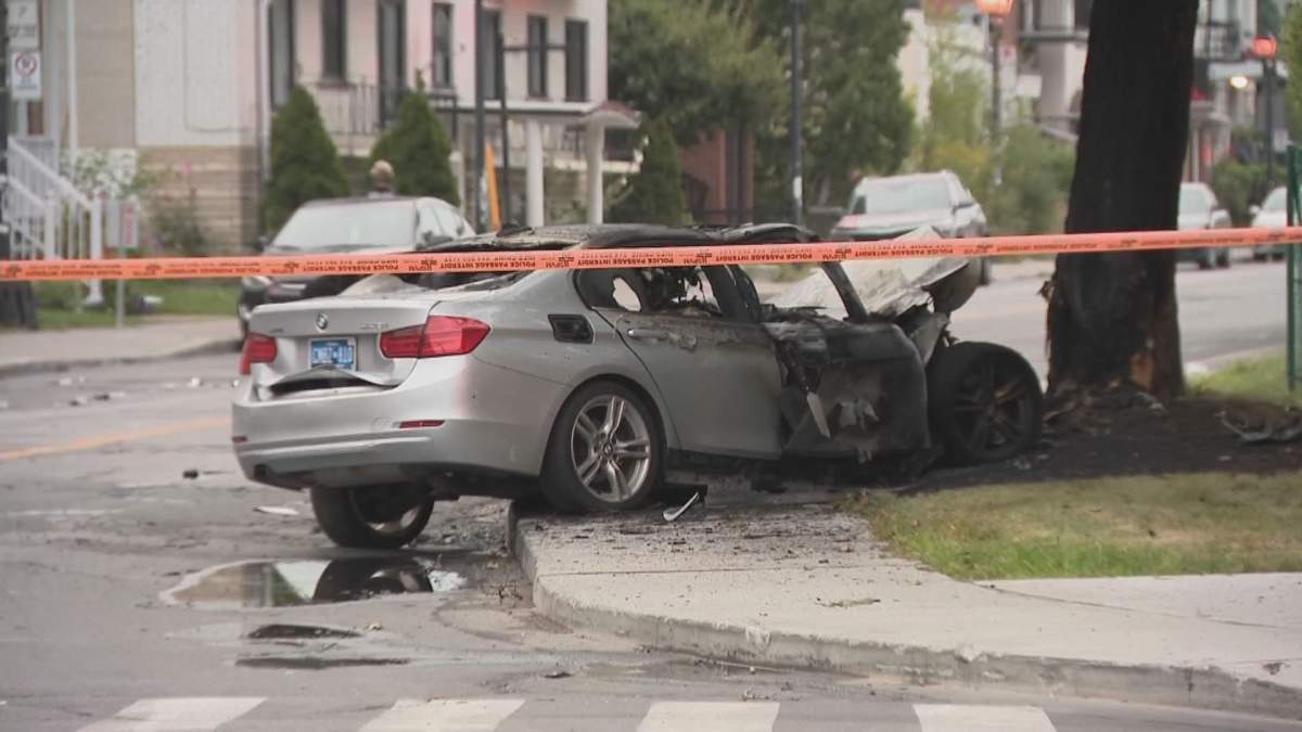 According to witnesses at around 2:45 AM police say two cars were seen racing south bound on L'Acadie boulevard in the Park Extension neighbourhood.