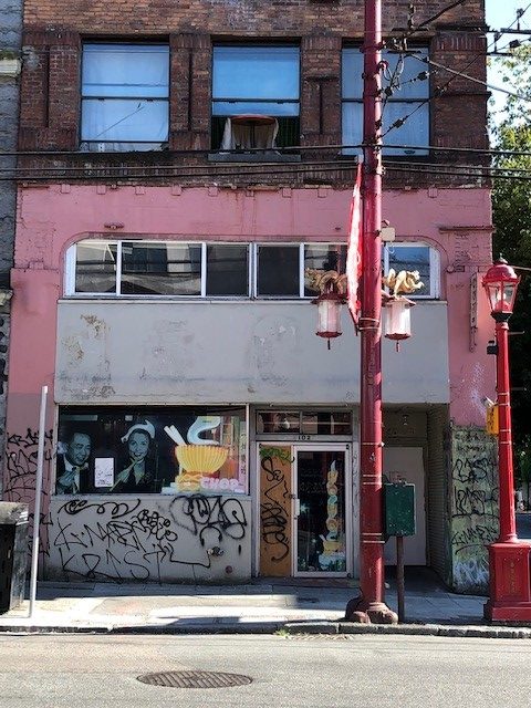 The 1911 building at 100-102 East Pender Street that used to house the Ho Ho Restaurant – July 28, 2021.