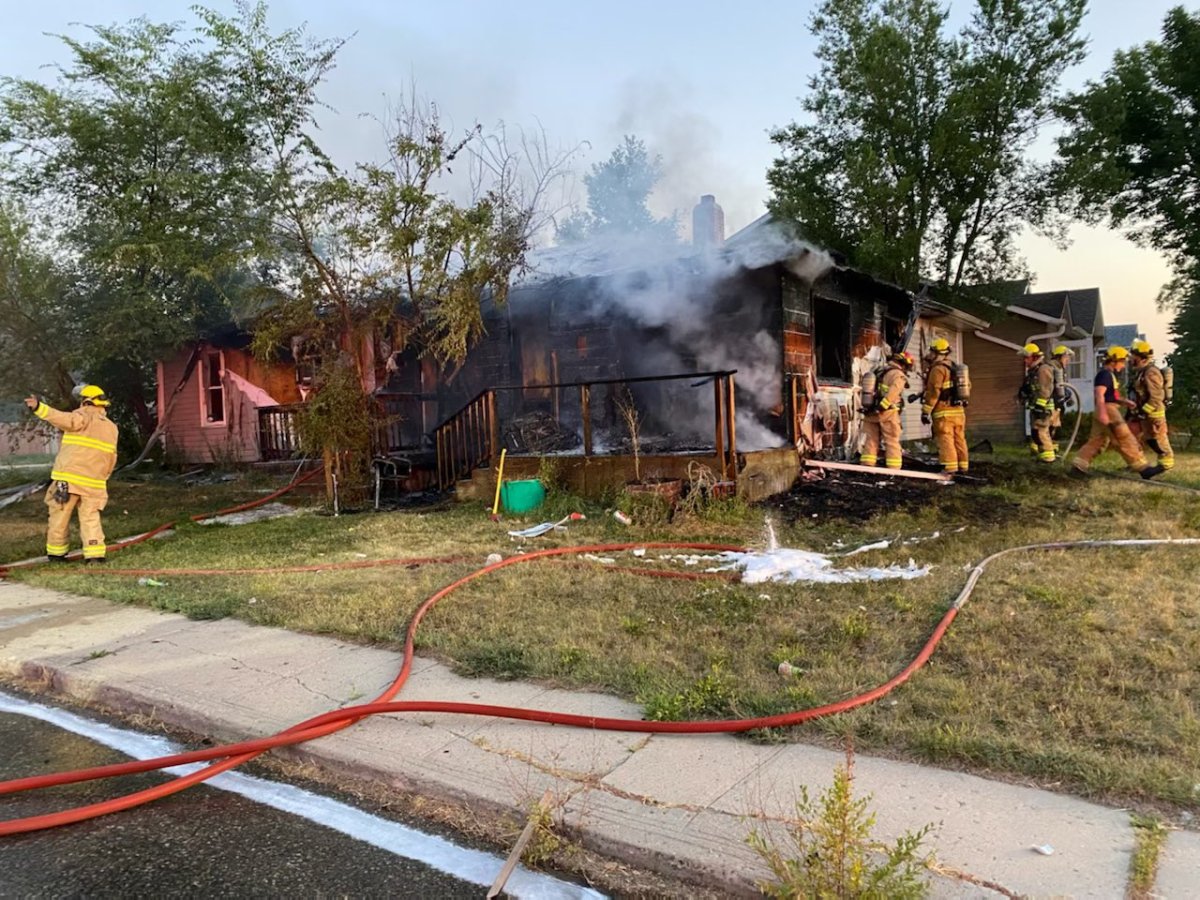 Regina fire crews responded to a duplex fire Sunday morning.