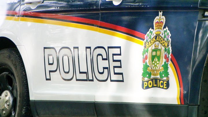 4 people charged in 2 stabbings in Saskatoon