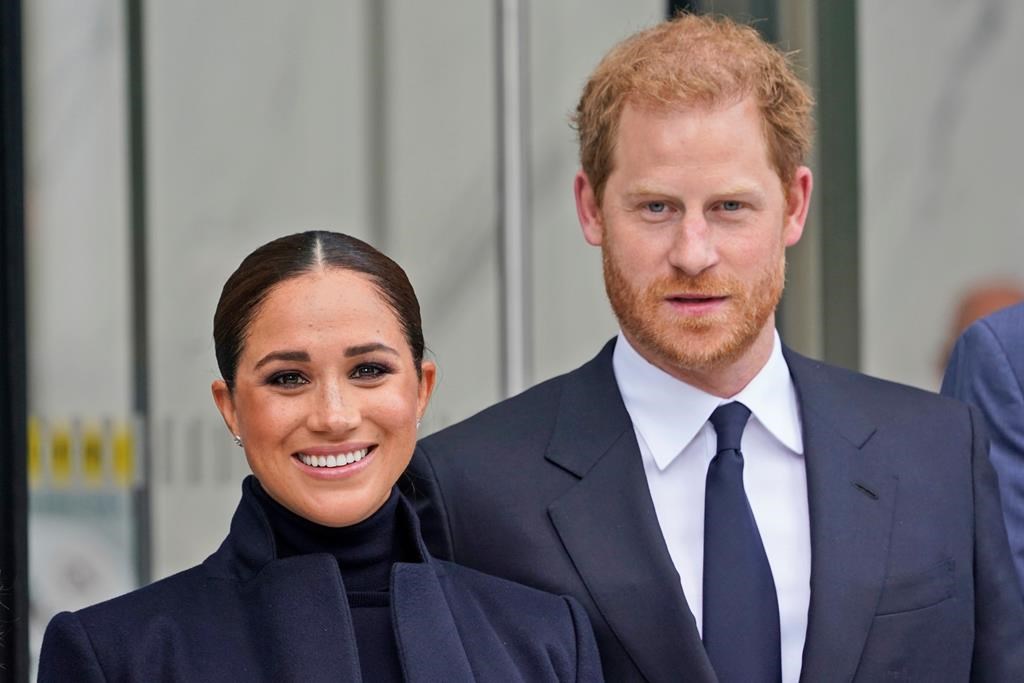 Just Chattin' - Harry & Meghan: Meghan's US Popularity Plummets