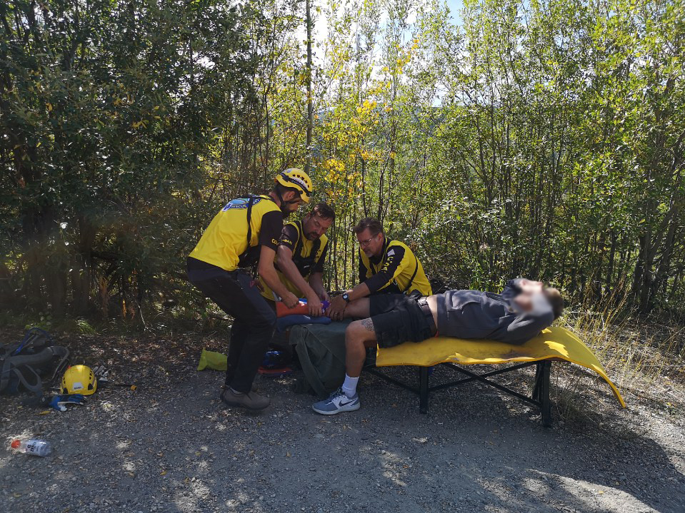 Crews from Central Okanagan Search and Rescue came to the aid of an injured rock climber on Saturday morning.