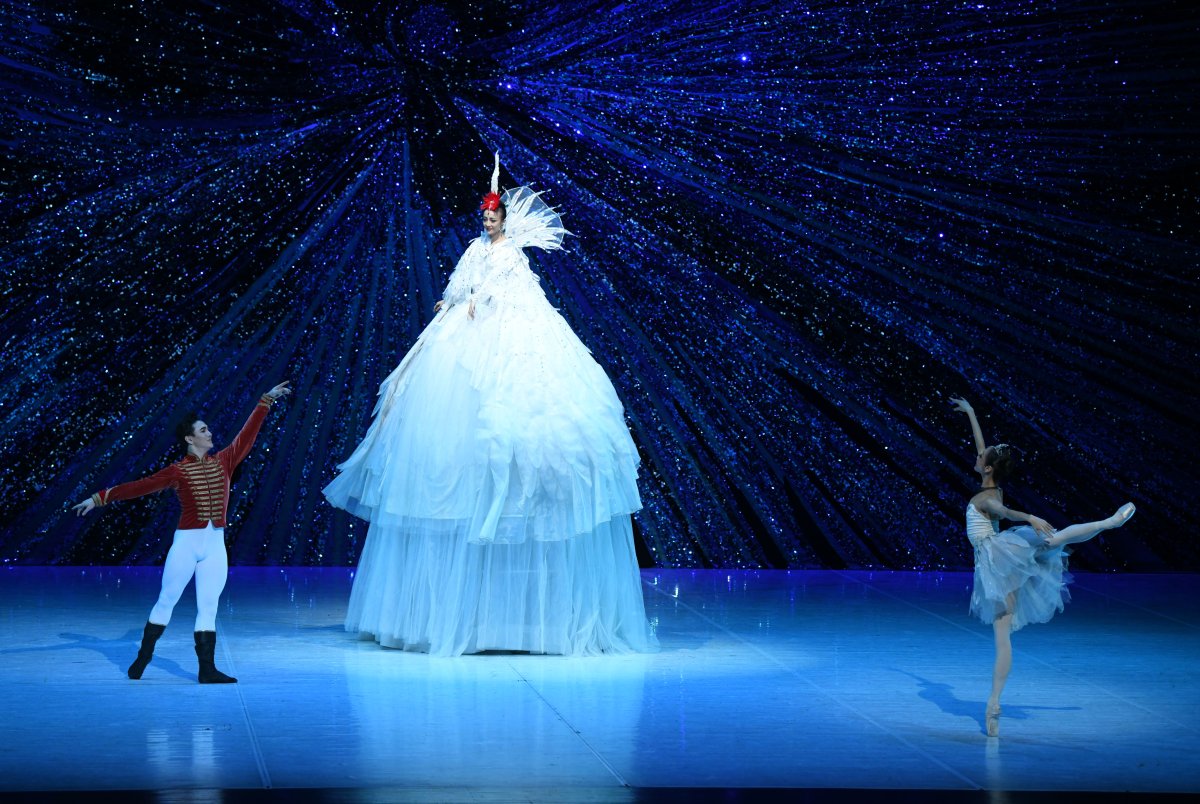 BEIJING, Jan. 3, 2021  Artists perform ballet ''The Chinese New Year'' at the Beijing Tianqiao Theater in Beijing, capital of China, Jan. 3, 2021. ''The Chinese New Year,'' a localized version of the classic ballet ''The Nutcracker,'' was staged by the National Ballet of China at the Beijing Tianqiao Theater on Sunday. (Credit Image: © Jin Liangkuai/Xinhua via ZUMA Press).