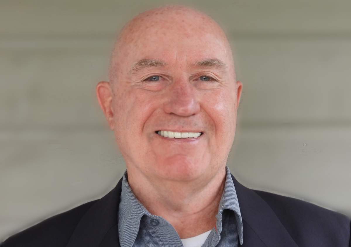 Former Green Party candidate Michael LaRiviere has withdrawn from the race in Renfew-Nipissing-Pembroke.