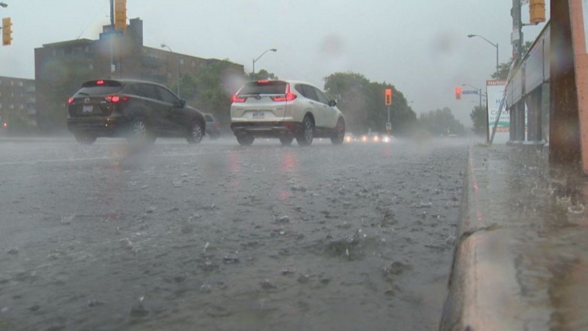 Global News chief meteorologist Anthony Farnell says an approaching cold front interacting with the current heat wave in the region could bring severe thunderstorms to Hamilton and Niagara Regions on June 16, 2022.