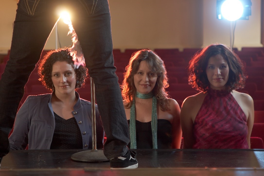 The Suchy Sisters – Cafe Series by Qualico - image