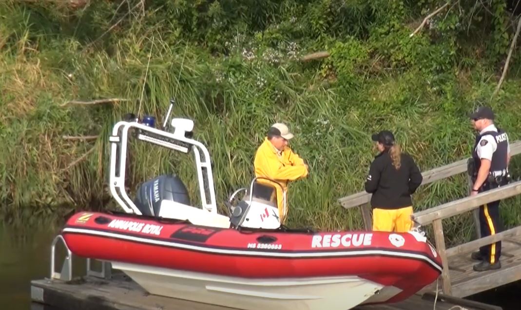 Searchers are scouring the Annapolis River near Middleton, N.S. for the missing 25-year-old woman.