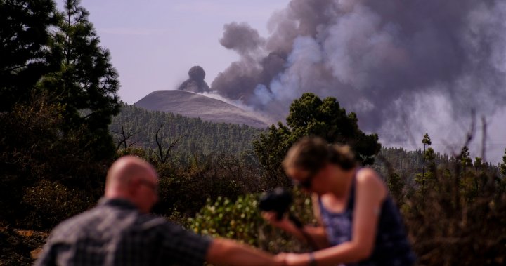 La Palma volcano continues to erupt as stay-home order lifted for residents