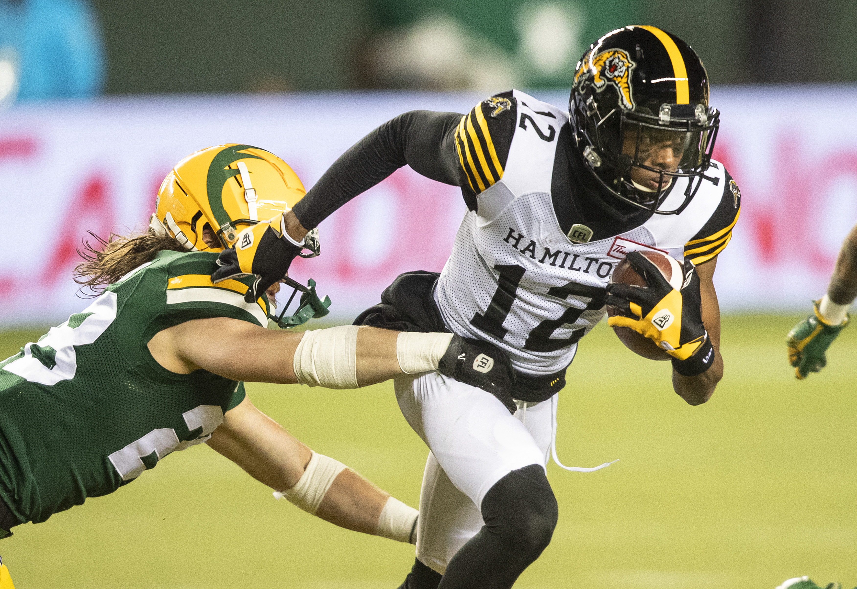 Elks vs Tiger Cats: Edmonton beats Hamilton 29-25 for first season