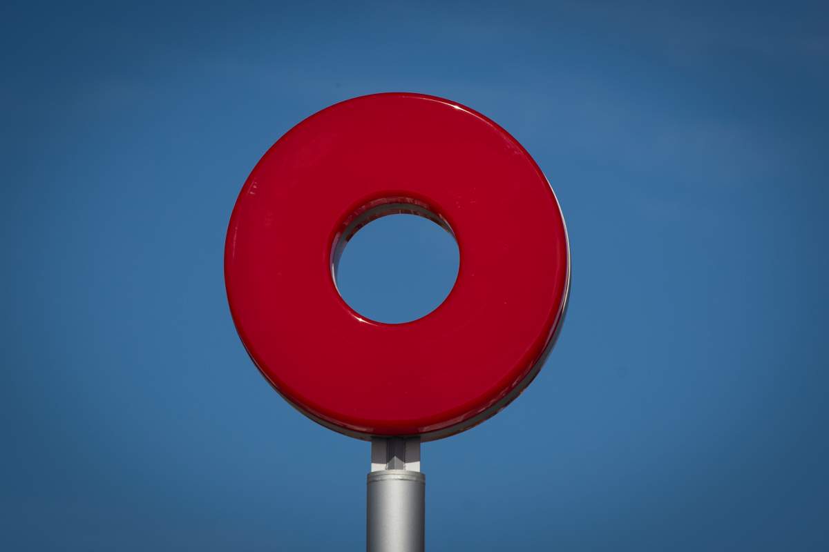 Whether or not Ottawa transit riders get free rides in December depends in part on how well the early days of testing on the Confederation Line go.