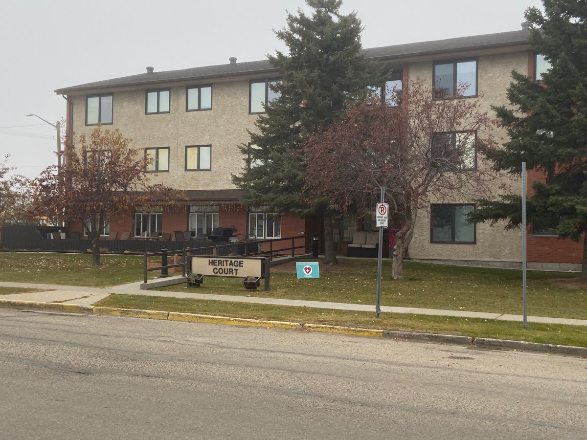 Elderly man found dead after fire at Edson seniors apartment Edmonton