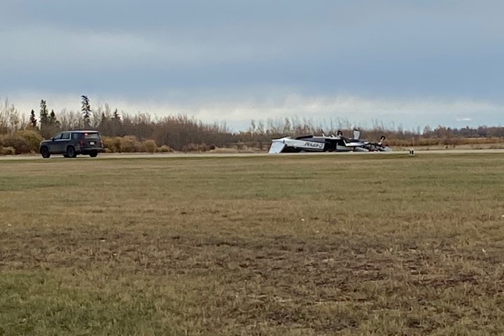 4 people injured after private plane crashes at Westlock Regional Airport north of Edmonton