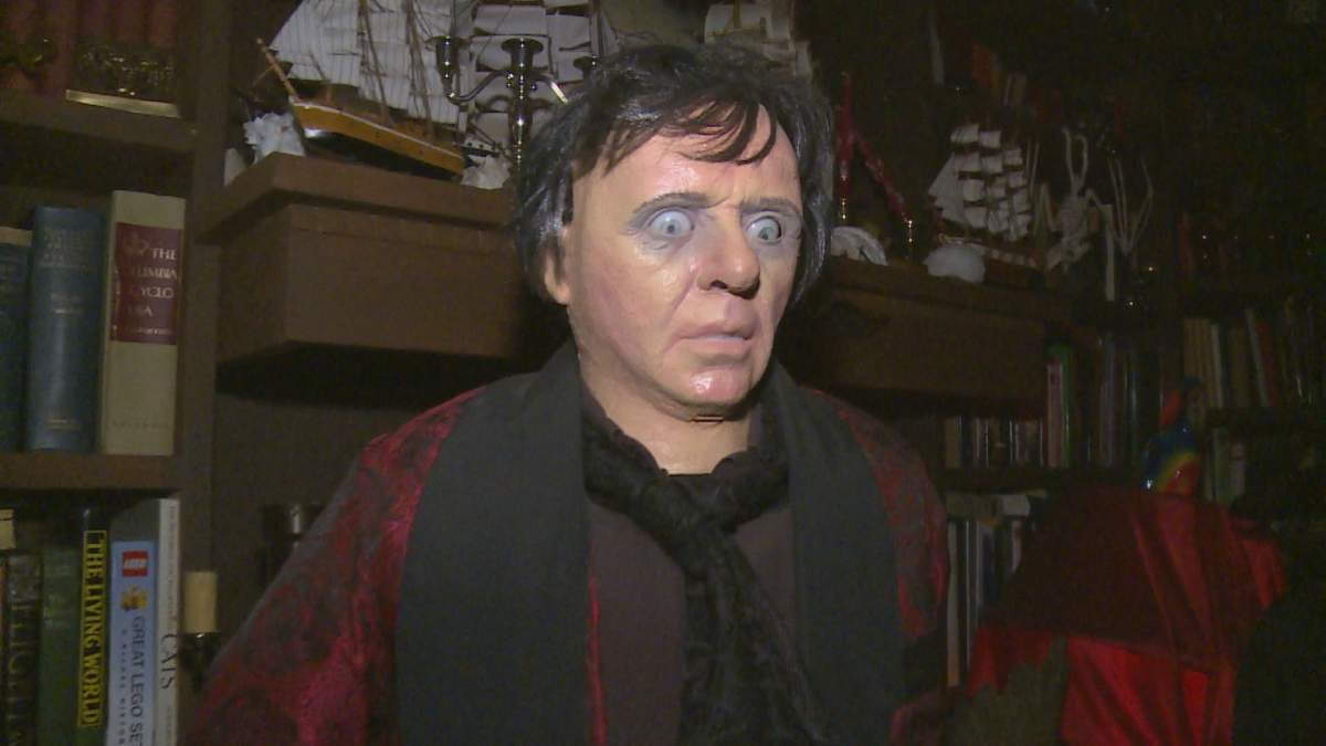 Creepy Hollow’s haunted mansion contains a series of themed rooms to scare visitors.