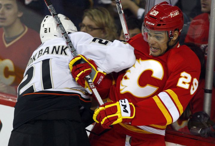 NHL says it’s completed Bill Peters investigation, but Akim Aliu’s lawyer casts doubt - image