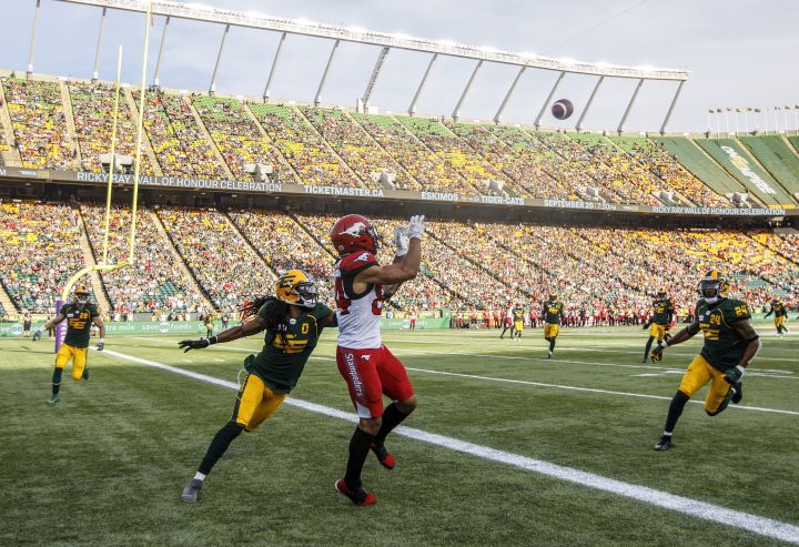 Former CFL receiver Reggie Begelton reverts back to Packers