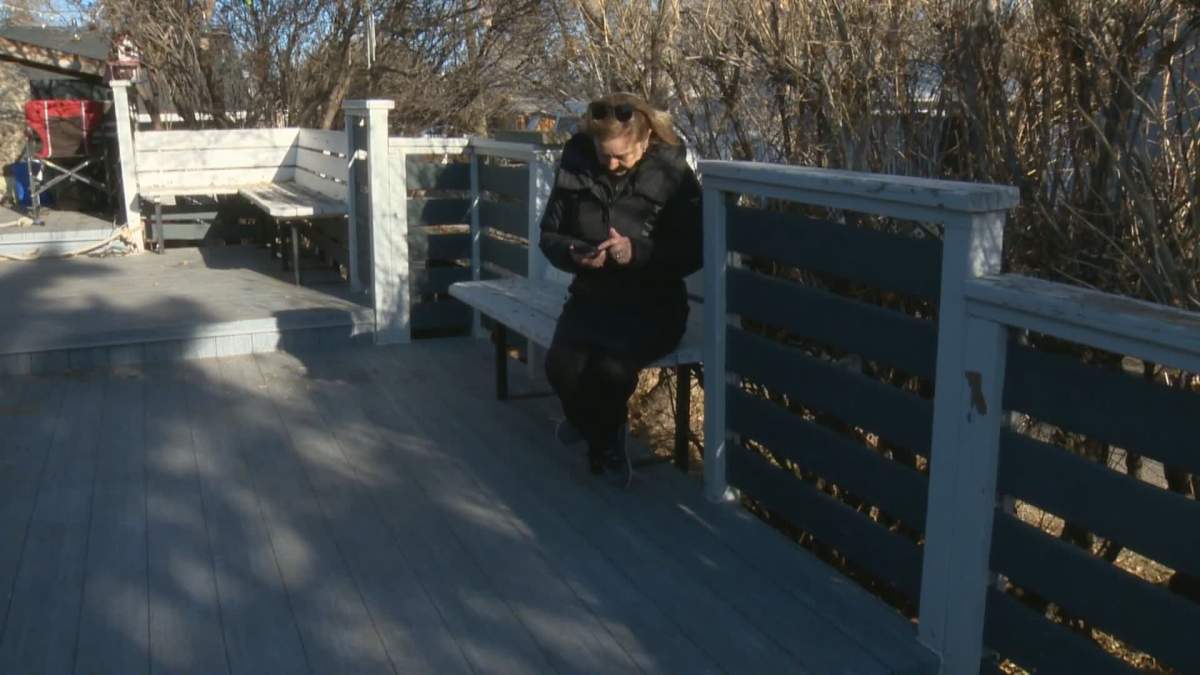 Calgary woman scammed out of $23K by caller posing as border services agent