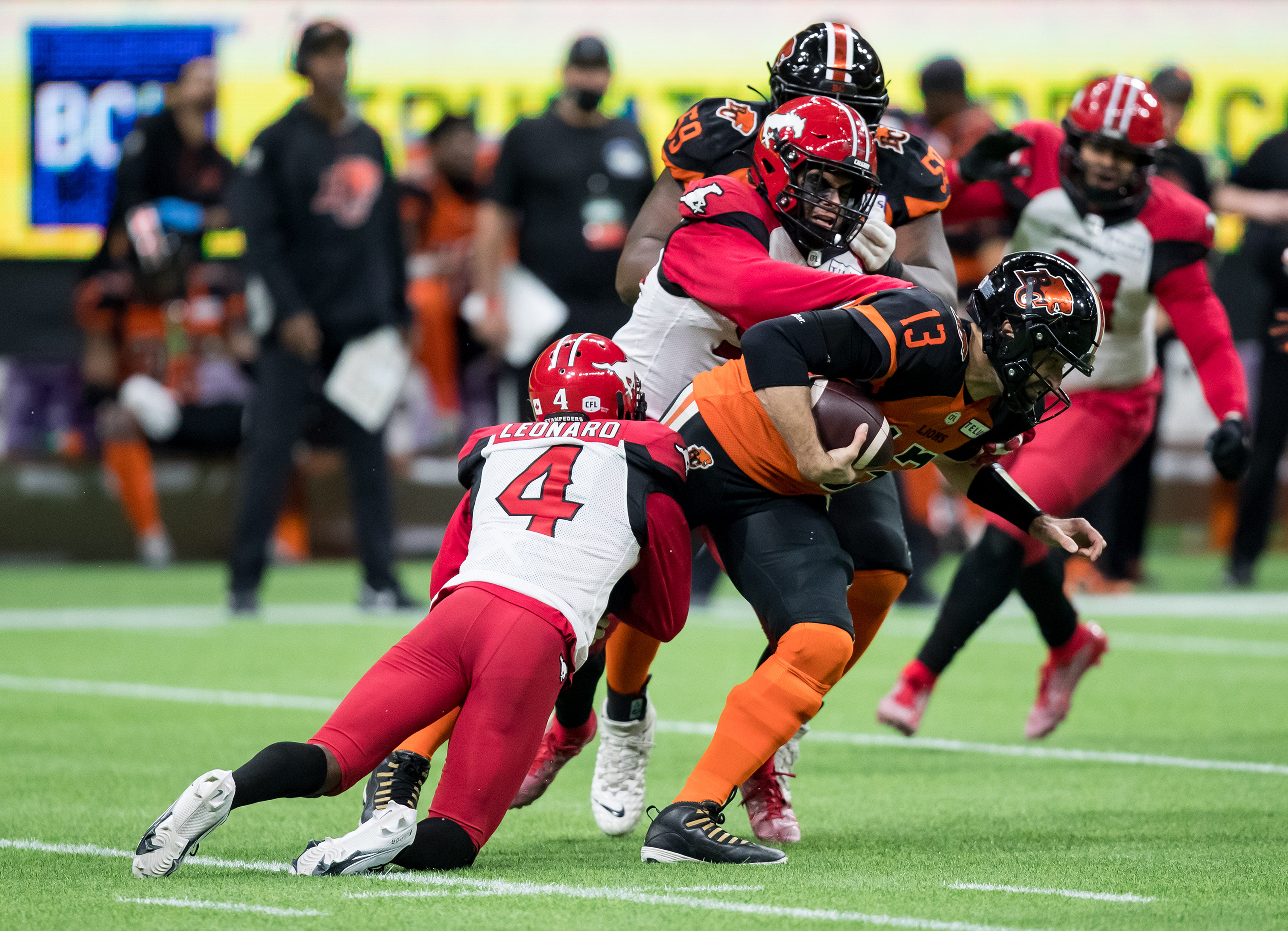 Stampeders lean on defence to tame listless B.C. Lions 25-11 in