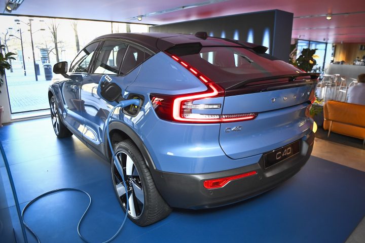 Switching gears: EVs important tool in tackling climate crisis – but is it feasible?