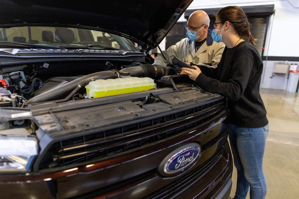 Ford of Canada's  donation, through Eastgate Ford, will be used by skilled trades students in Mohawk college’s motive power programs. 