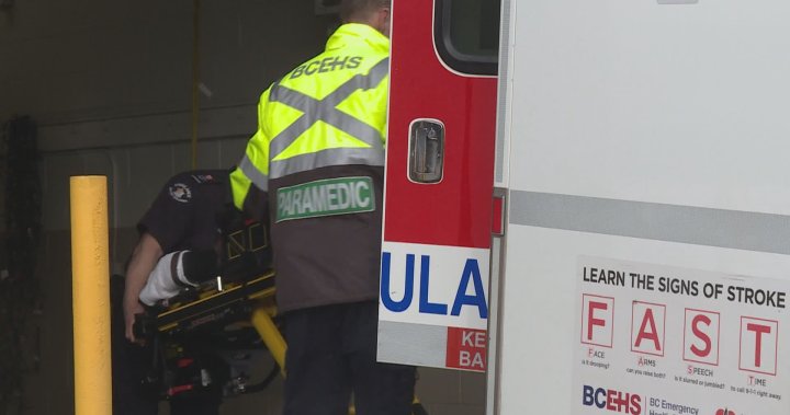 Ambulance delays prompt calls for more Okanagan paramedics