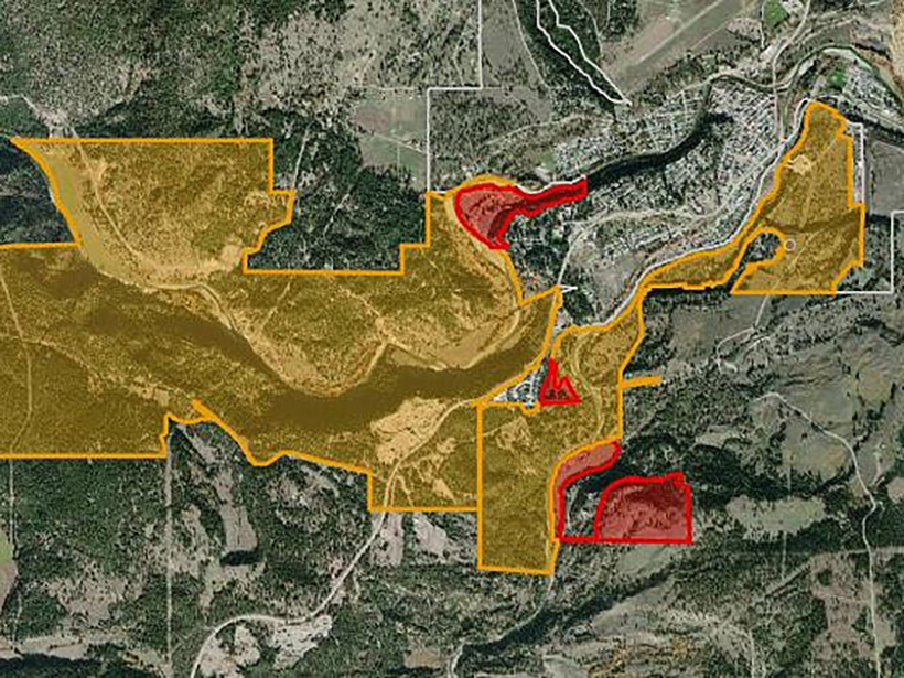 A map showing evacuation areas in yellow and evacuation orders in red near the town of Princeton, B.C., on Tuesday, Nov. 30, 2021.