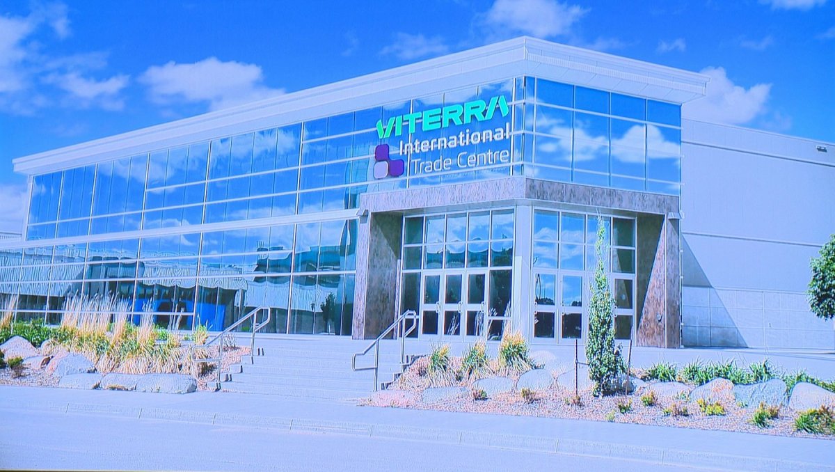 Viterra and Regina Exhibition Association Limited unveil the Viterra International Trade Centre that will honour the long-term partnership.
