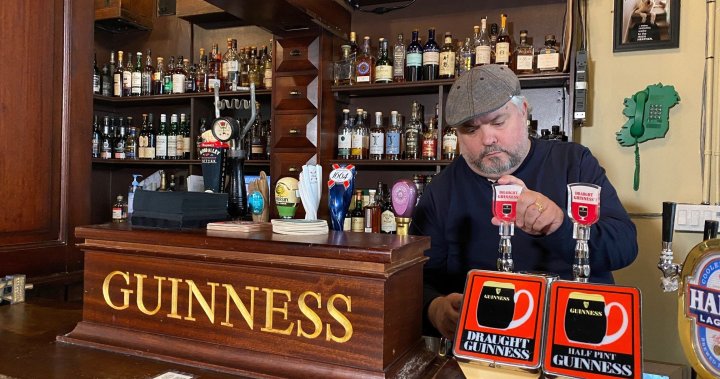 Keran Guinness mengering: Krisis rantai pasokan menyebabkan kekurangan minuman keras menjelang musim liburan