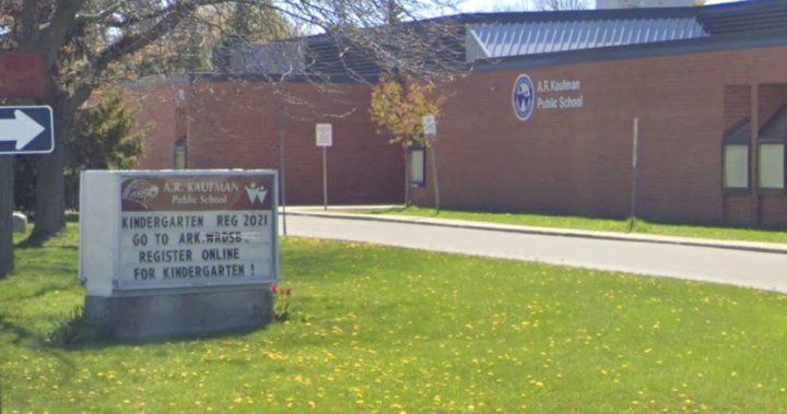 Sekolah Kitchener bergabung dengan daftar institusi yang terus bertambah namanya di Wilayah Waterloo