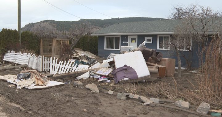 B.C. floods: Frustration grows as Merritt evacuees return home