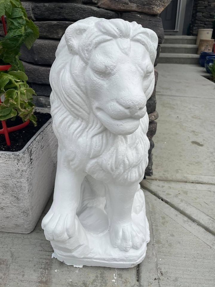 Lion statue after makeover