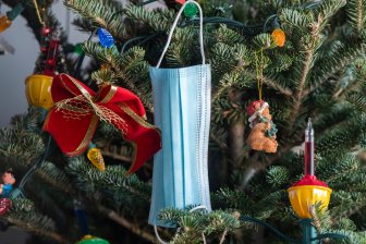 'Jingle jabs', vuelos cancelados: como el COVID-19 ha impactado la Navidad en todo el mundo - National