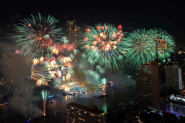 Countries around world celebrate New Year’s Eve while hoping for brighter 2022