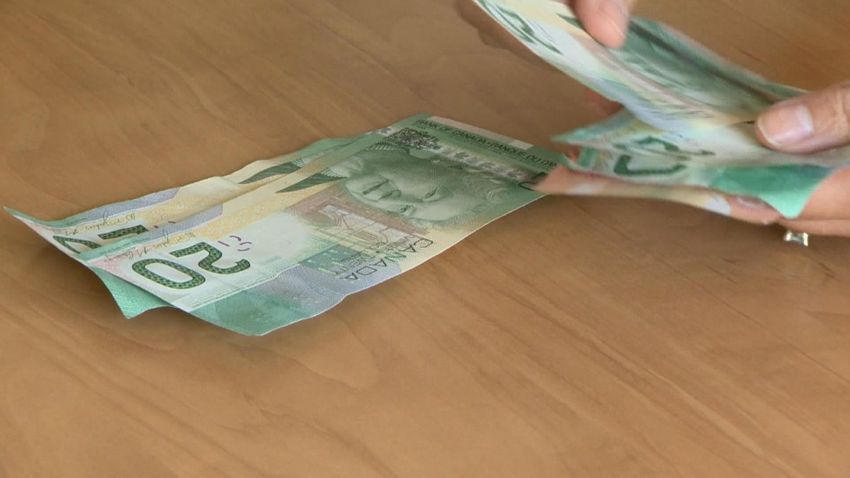 Experts believe minimum wage in Saskatchewan is not high enough.