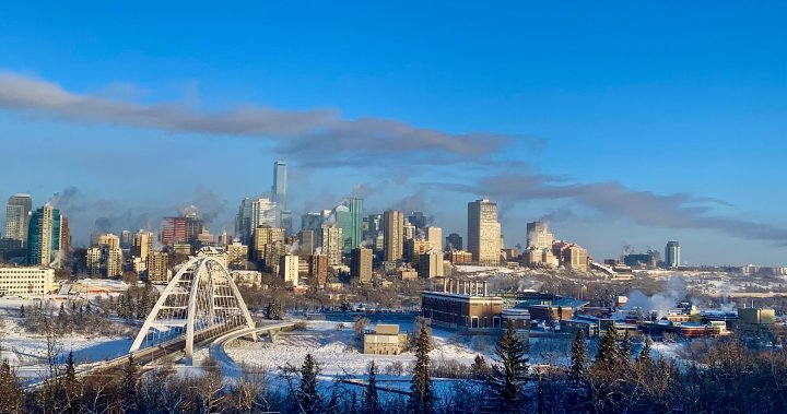 Edmonton pauses non-essential snow and ice-clearing work due to extreme cold